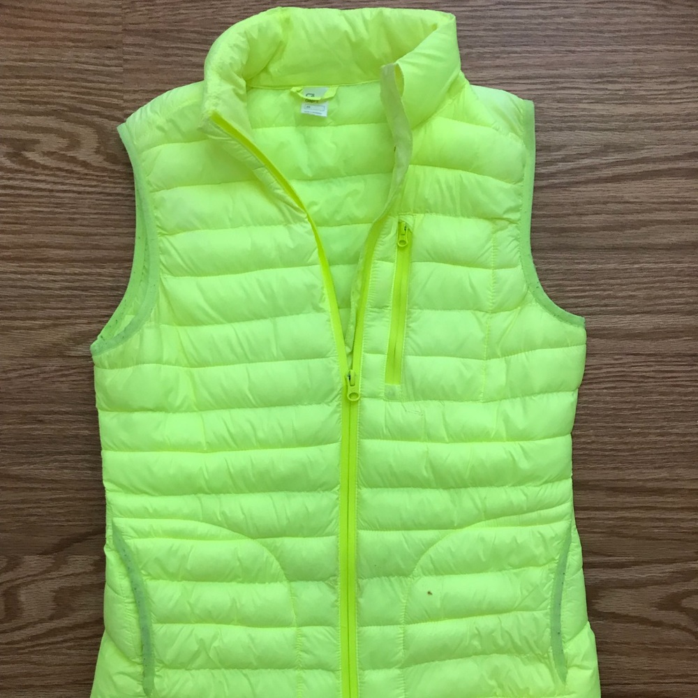 Gap vest
